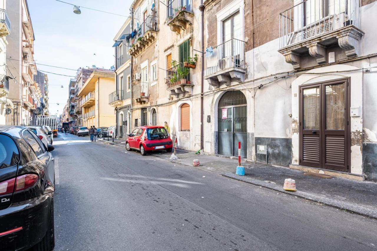 Catania Lovely Apartment Near The Center Экстерьер фото
